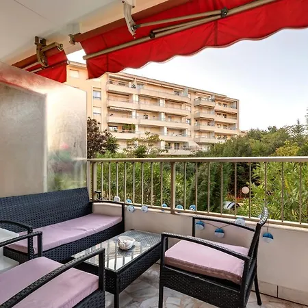 Appartement 2 Pieces Au Calme Proche Martinez Avec Parking Prive Cannes Buitenkant foto