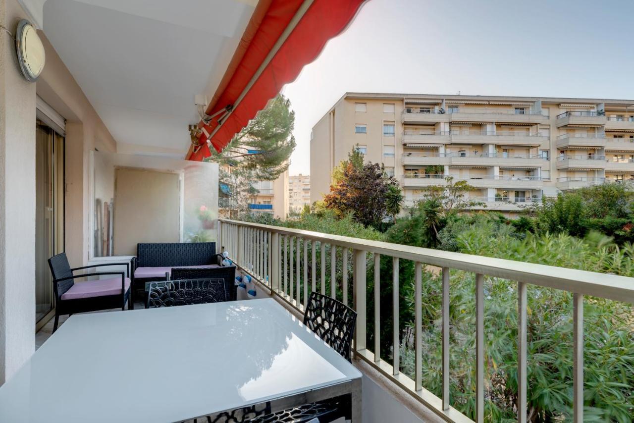 Appartement 2 Pièces Au Calme Proche Martinez Avec Parking Privé Cannes